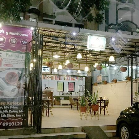 Wisma Sentosa Makassar Exterior foto